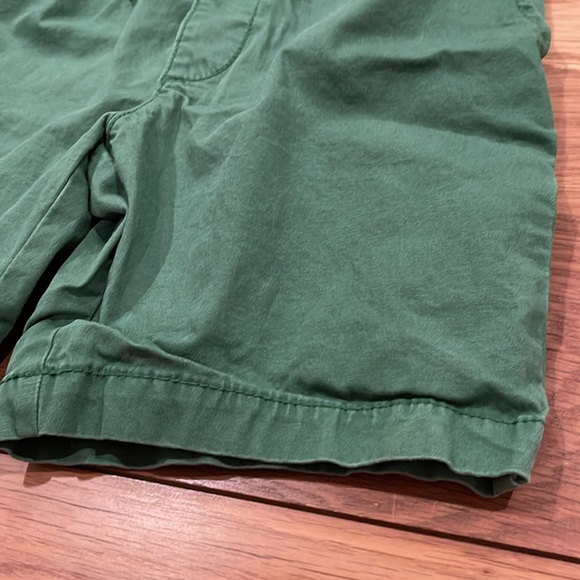 Gap Kids Boys Green Shorts - Picture 3 of 5